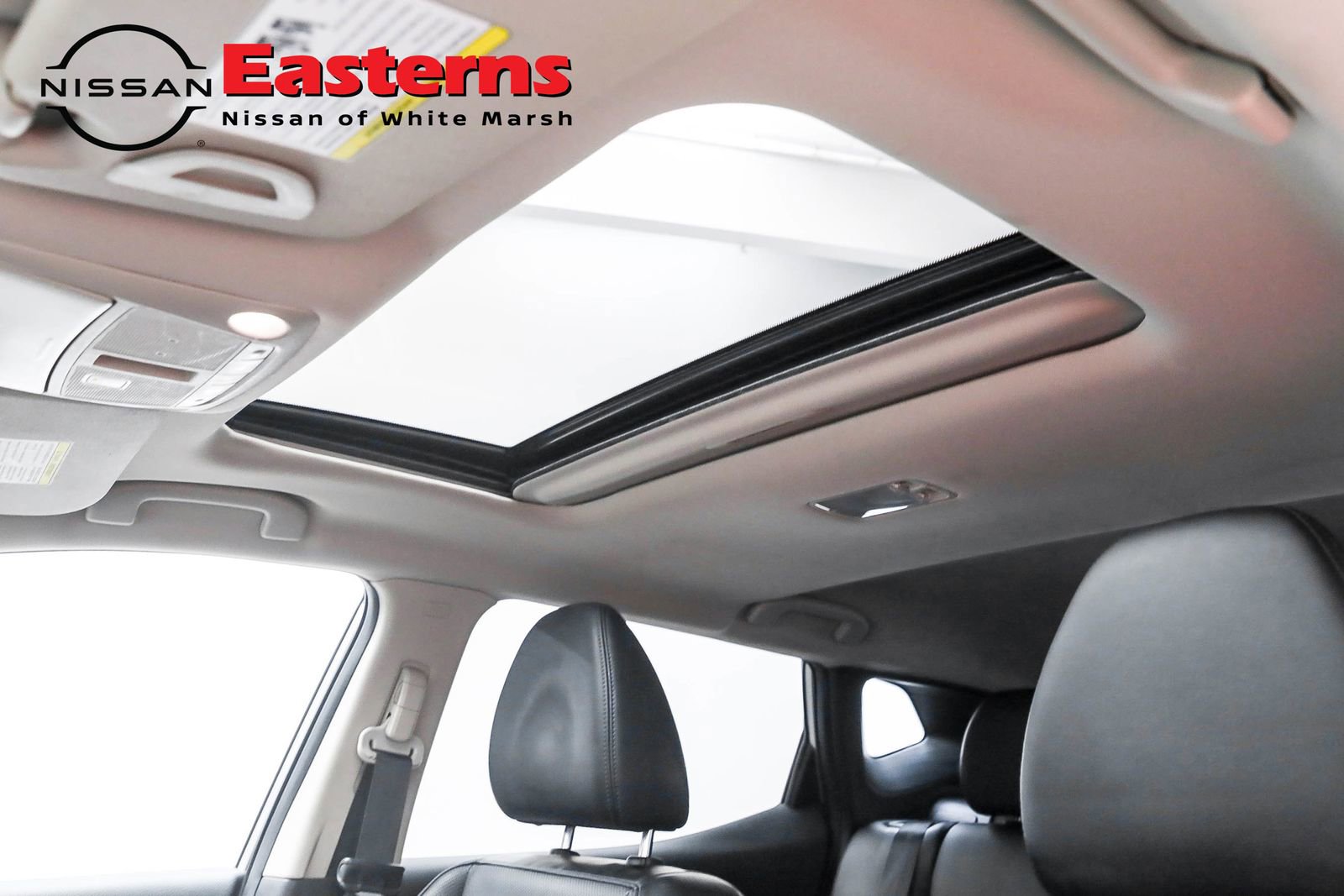 Used 2022 Nissan Rogue Sport SL w/ Premium Package image 35