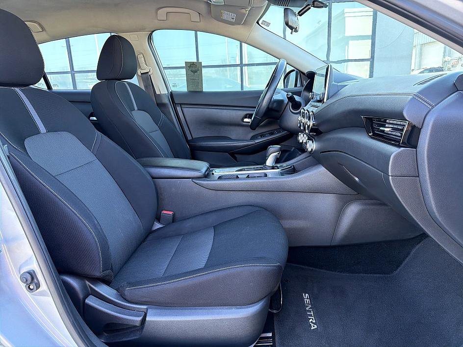 Used 2021 Nissan Sentra SV image 19