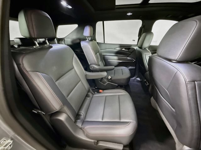Used 2025 Chevrolet Traverse Z71 w/ Driver Confidence Package AWD/4WD image 29