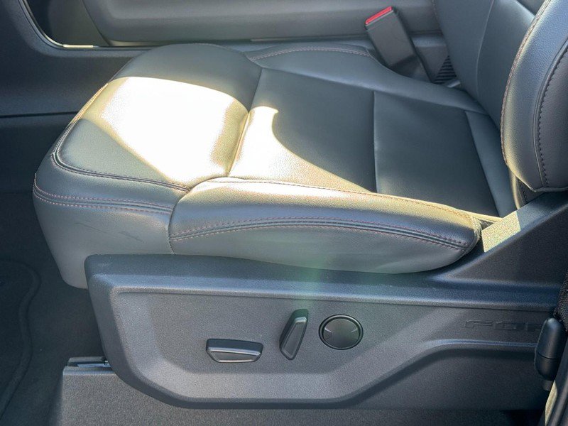 Used 2025 Ford Expedition Max Active image 27