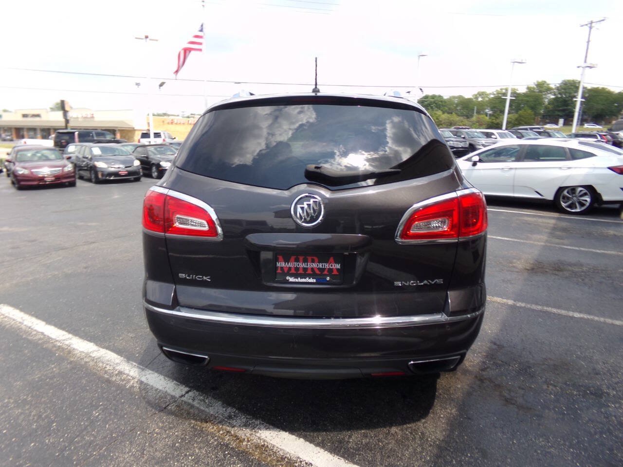 Used 2014 Buick Enclave Premium FWD image 3