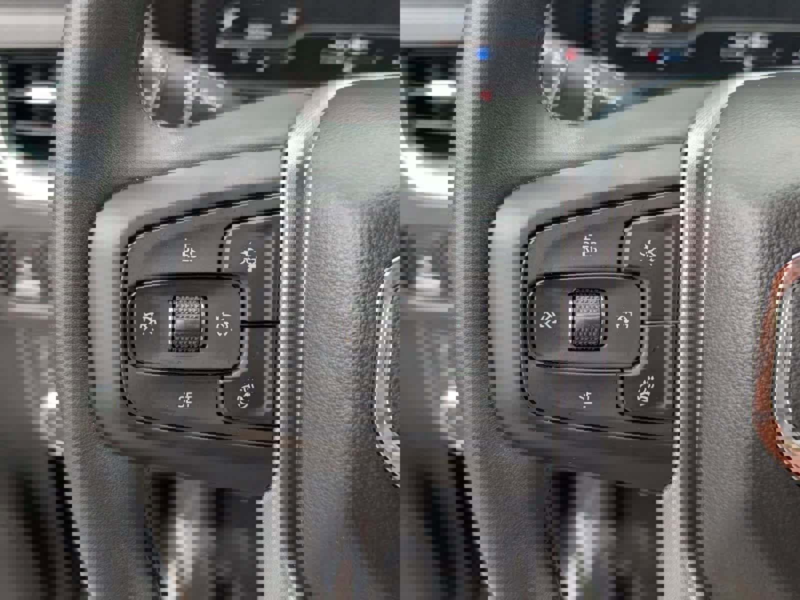 Certified 2023 GMC Yukon SLT w/ SLT Premium Package image 24