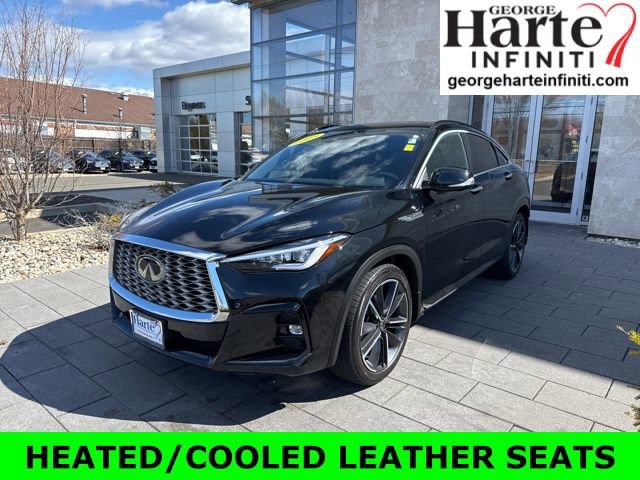 Certified 2023 INFINITI QX55 Essential image 3