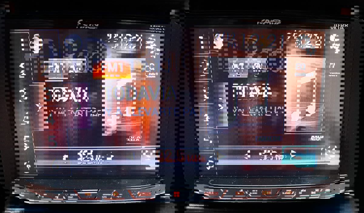 Used 2004 Toyota MR2 image 36