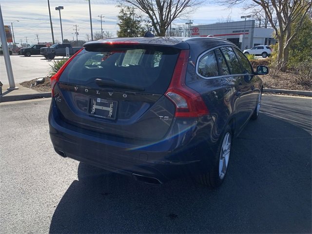Used 2015 Volvo V60 T5 Premier w/ Convenience Package image 8