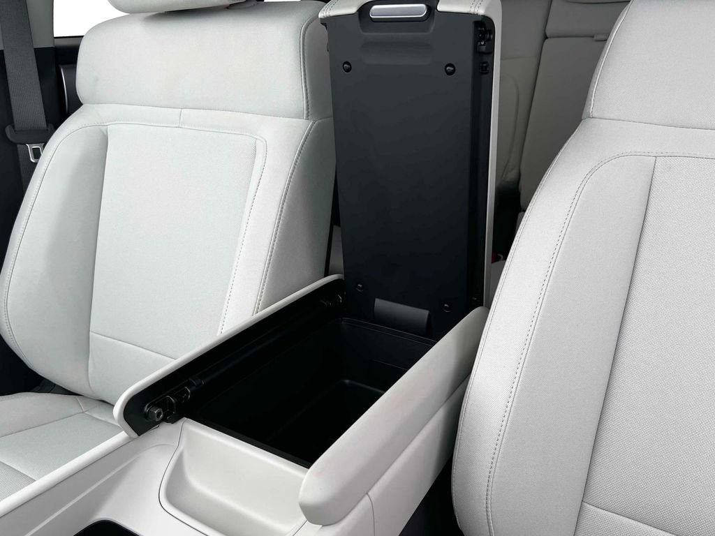 New 2026 Hyundai Santa Fe SE image 27