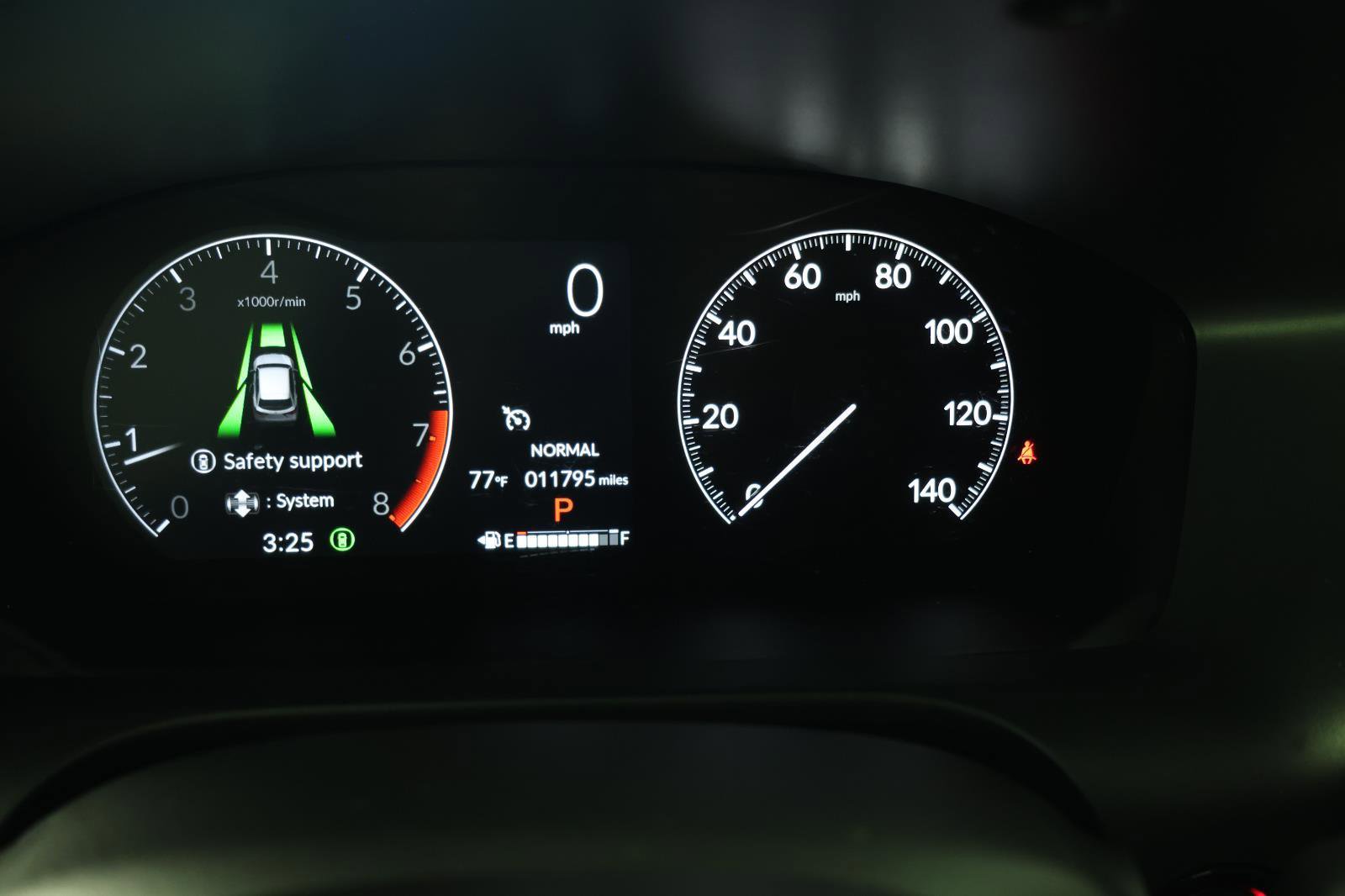 Used 2025 Honda HR-V Sport image 14