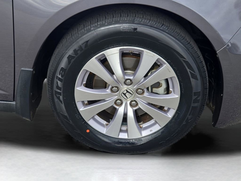 Used 2016 Honda Odyssey SE image 6
