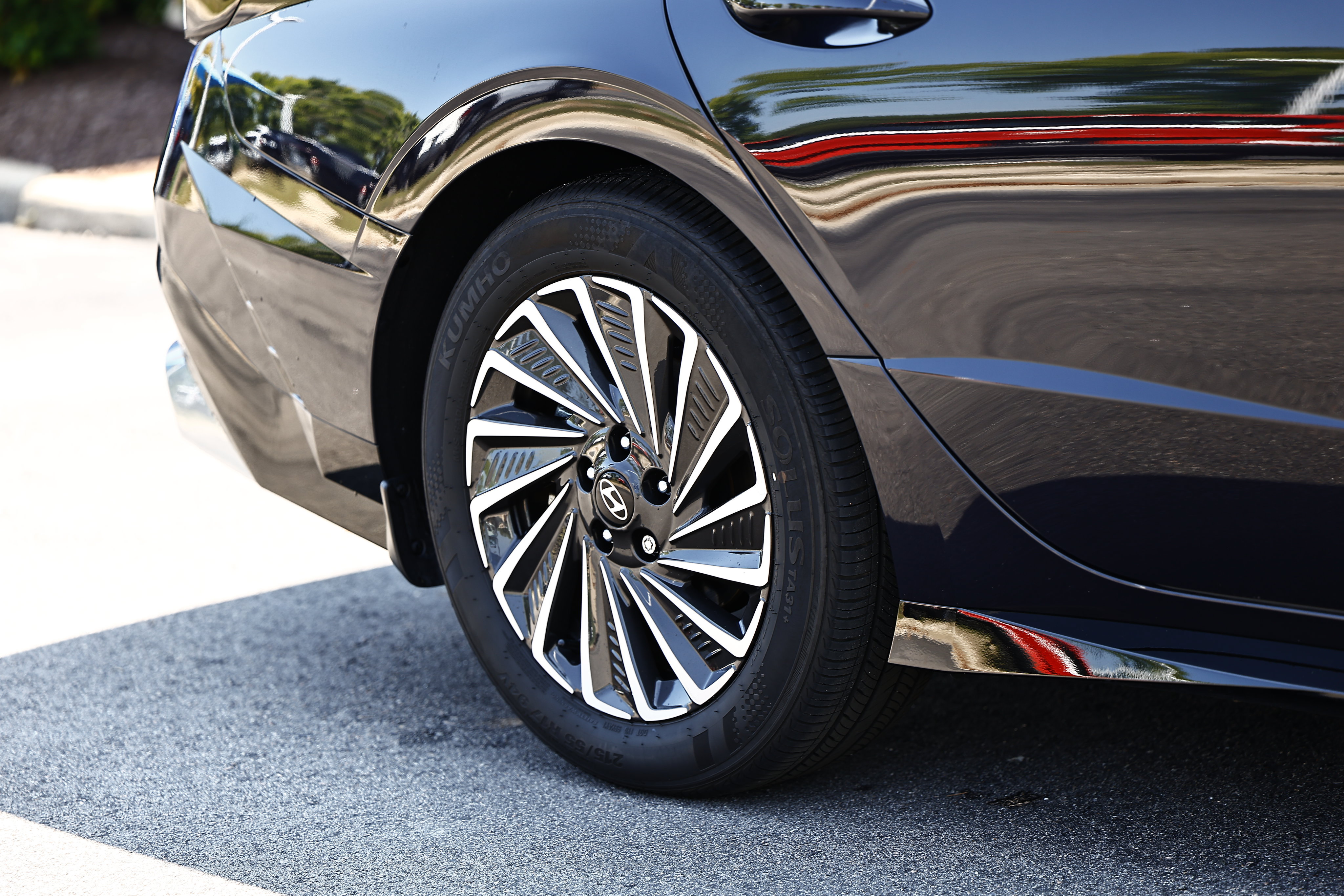 Certified 2025 Hyundai Sonata SEL FWD image 5