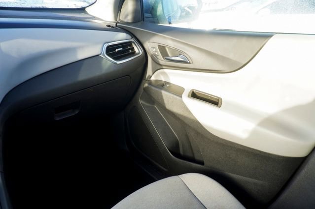 Used 2023 Chevrolet Equinox LT w/ Driver Convenience Package image 28