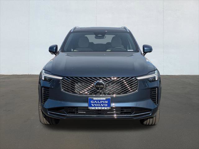 New 2026 Volvo XC90 T8 Plus w/ Protection Package Premier image 4
