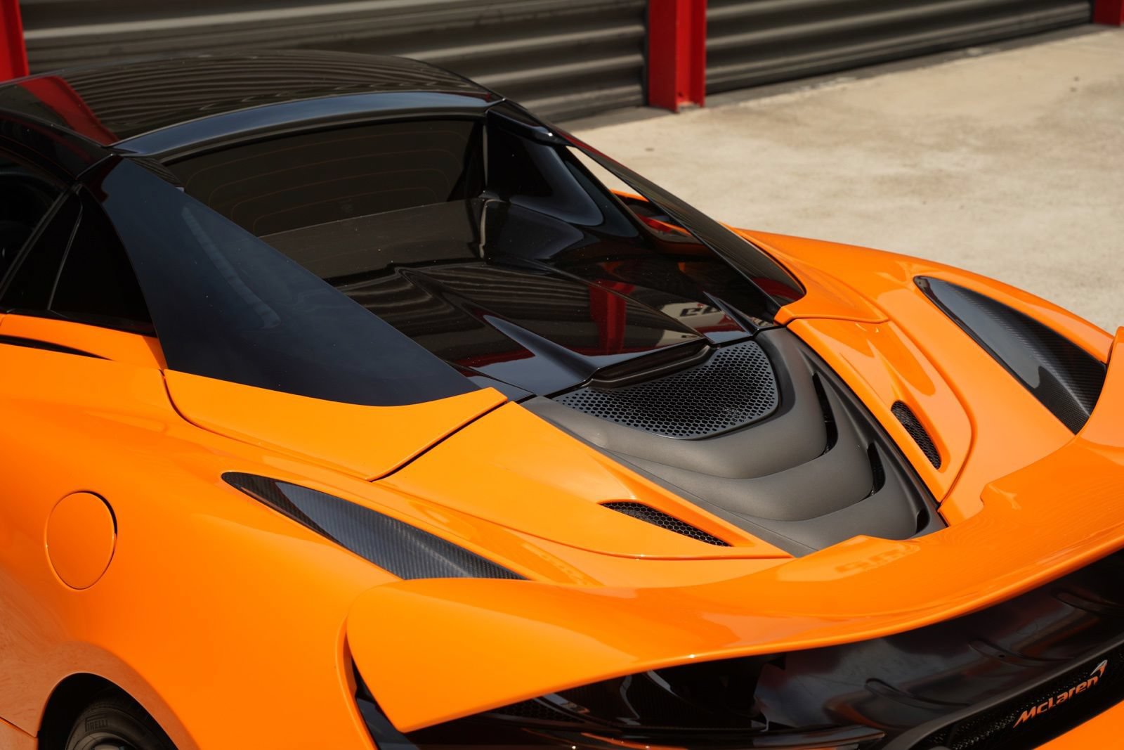 Used 2022 McLaren 720S Performance RWD image 8