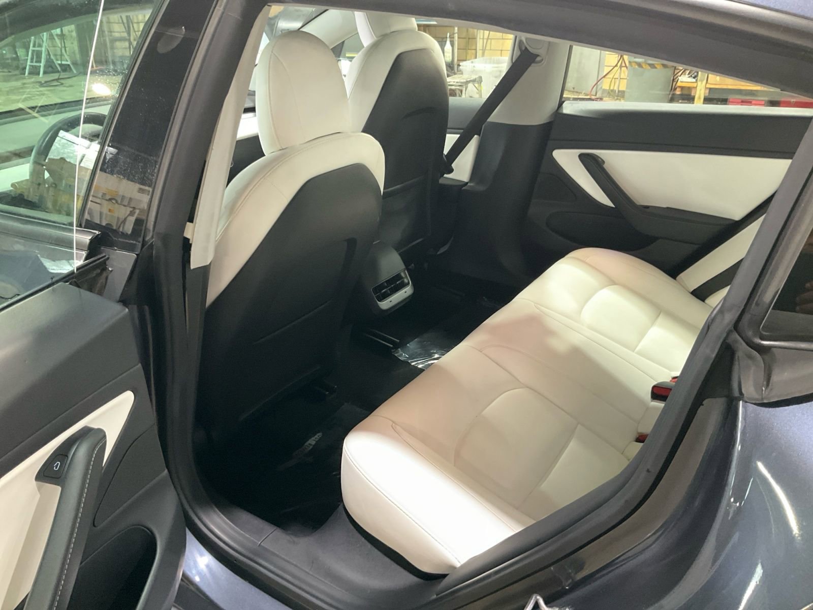 Used 2021 Tesla Model 3 Long Range image 32