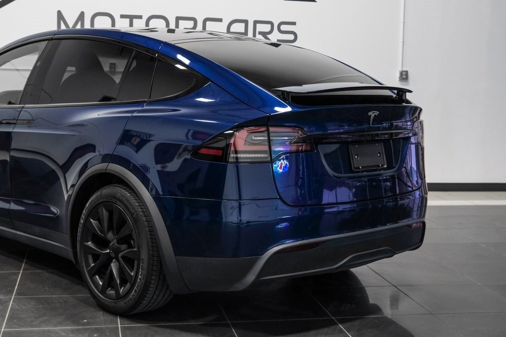 Used 2022 Tesla Model X image 16