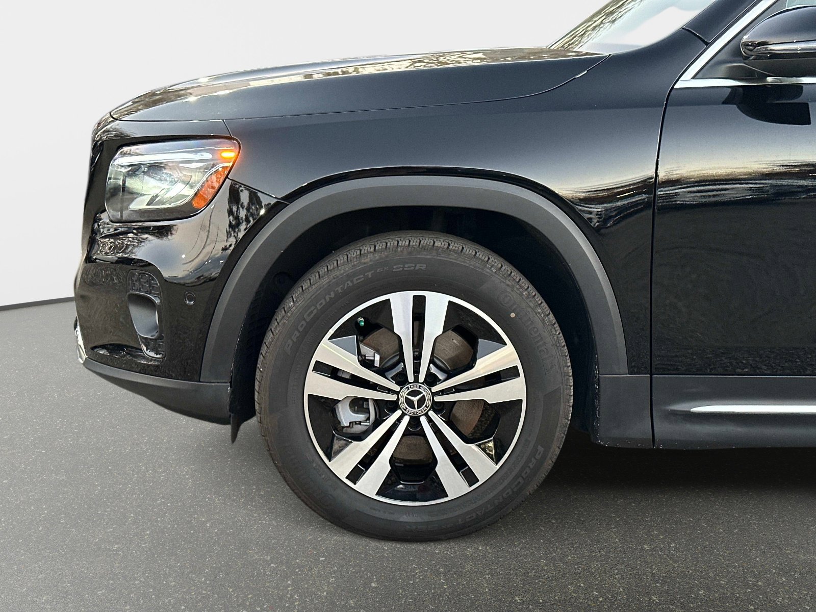 Certified 2025 Mercedes-Benz GLB 250 image 10