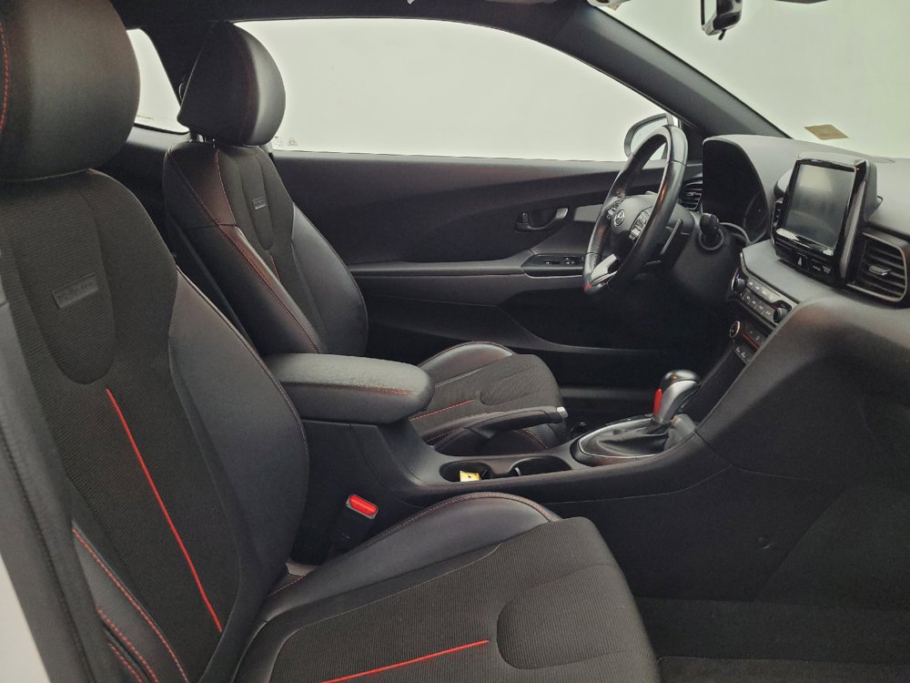 Used 2020 Hyundai Veloster 2.0 Premium FWD image 21