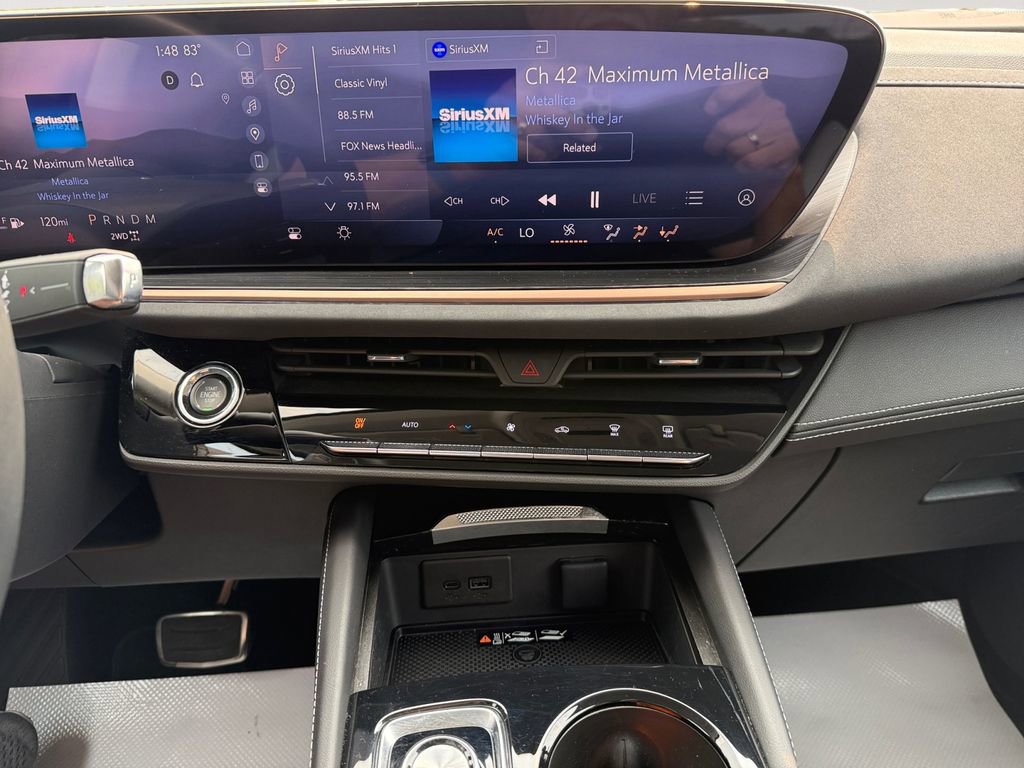 Used 2025 Buick Envision Sport Touring image 21