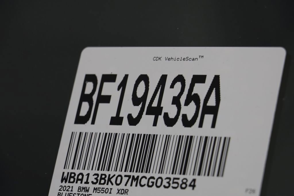 Used 2021 BMW M550i xDrive AWD/4WD image 25