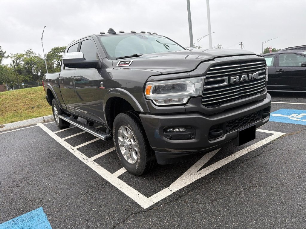 Used 2022 RAM 2500 Laramie AWD/4WD image 3