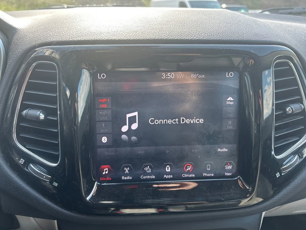 Used 2018 Jeep Compass Limited w/ Navigation Group AWD/4WD image 15