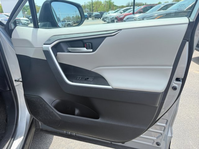 Used 2024 Toyota RAV4 XLE w/ Convenience Package AWD/4WD image 27