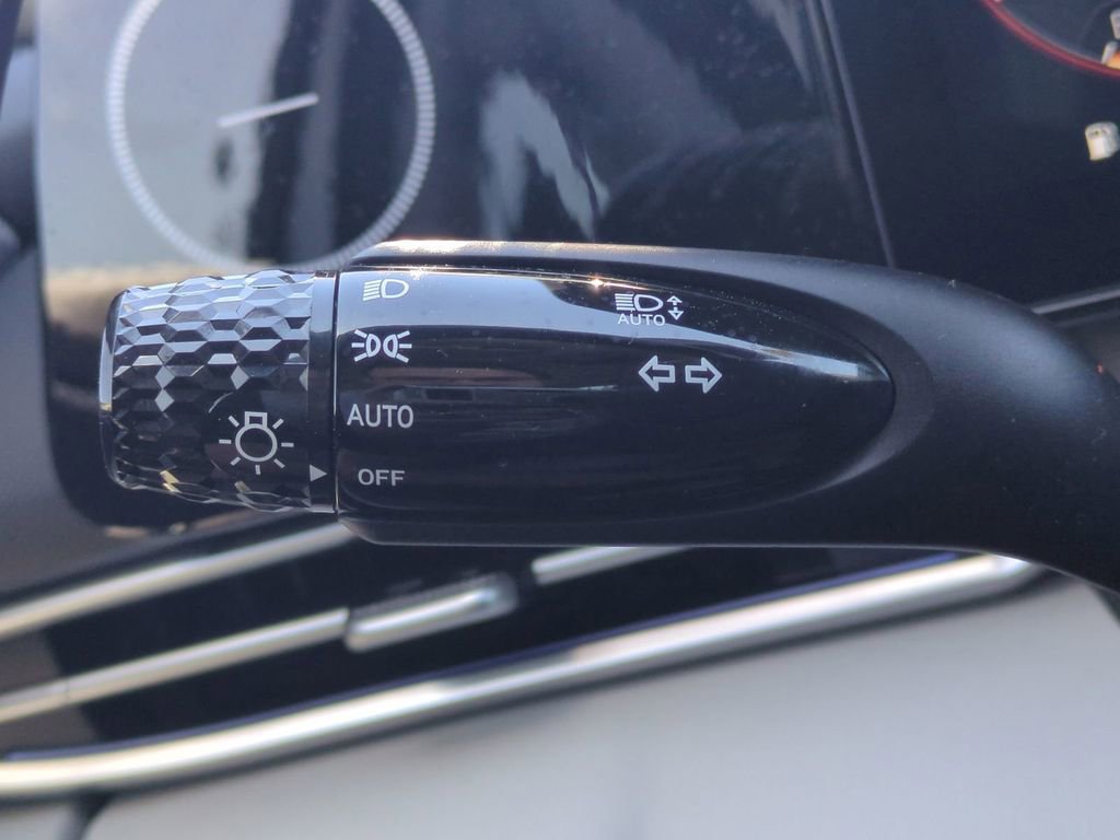 New 2026 Hyundai Elantra Limited image 29