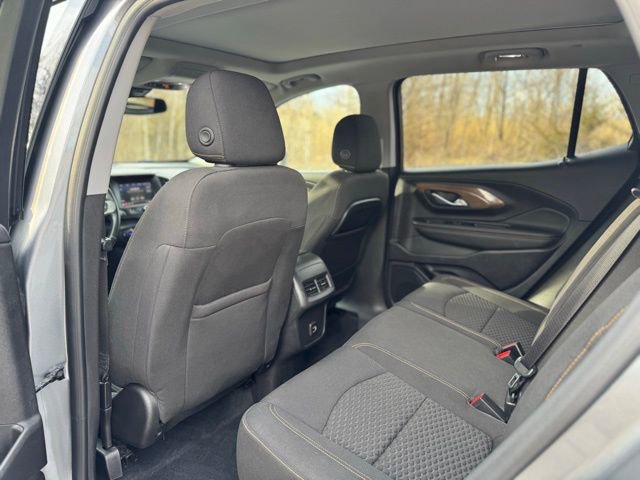 Used 2020 GMC Terrain SLE w/ Driver Convenience Package image 13