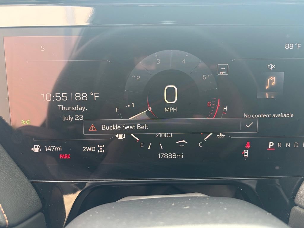 Used 2025 GMC Yukon AT4 AWD/4WD image 8