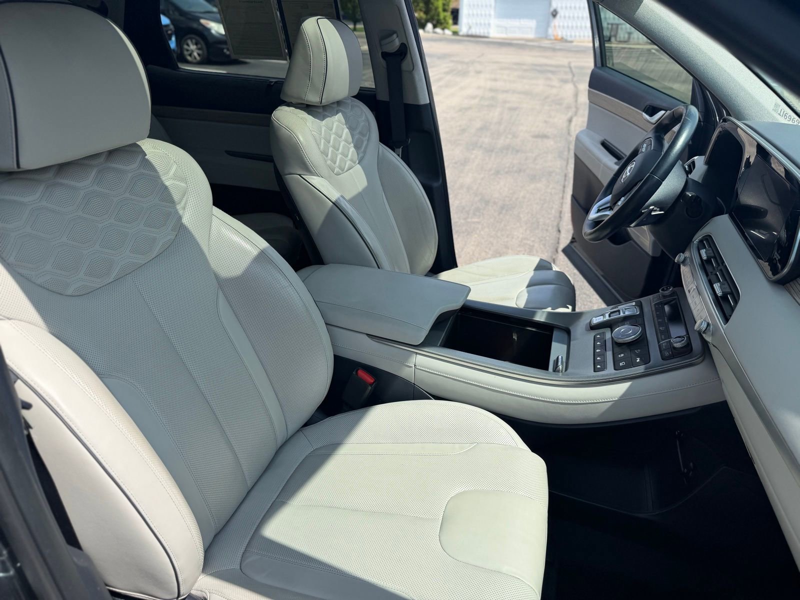 Used 2021 Hyundai Palisade Limited image 30