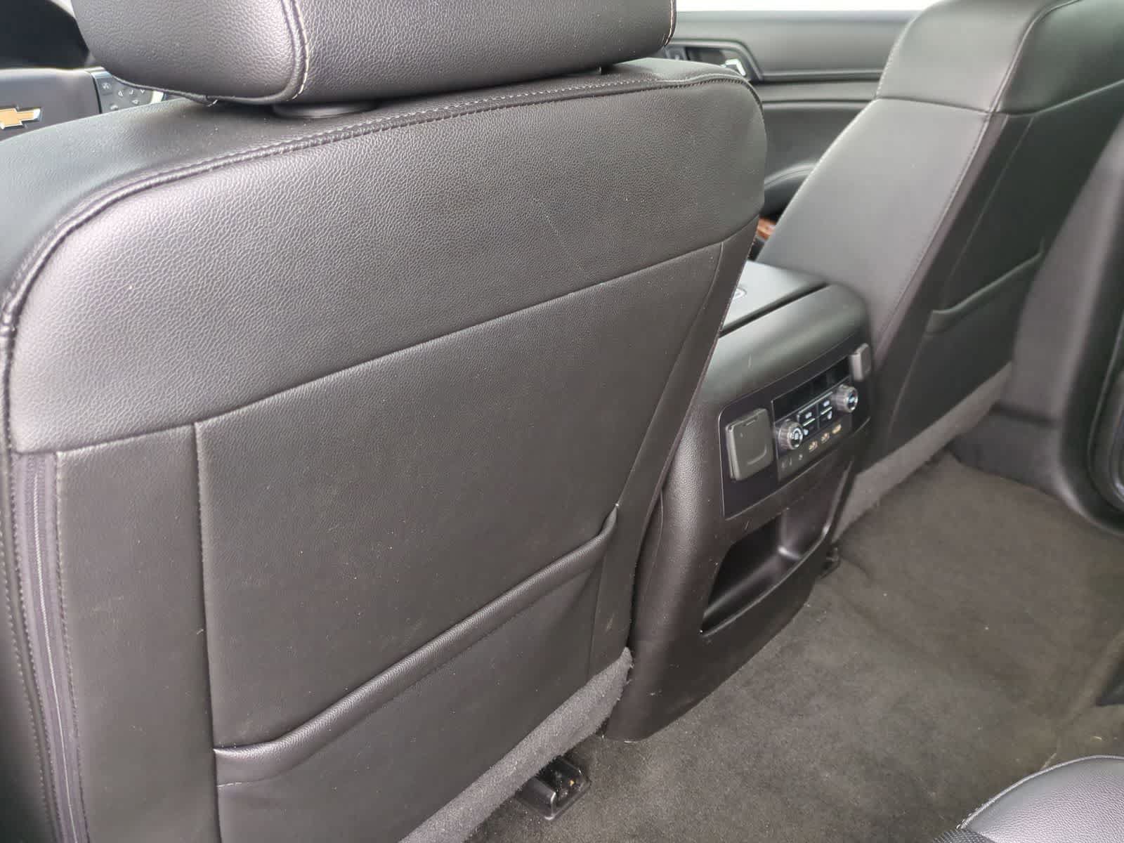 Used 2018 Chevrolet Tahoe Premier AWD/4WD image 18