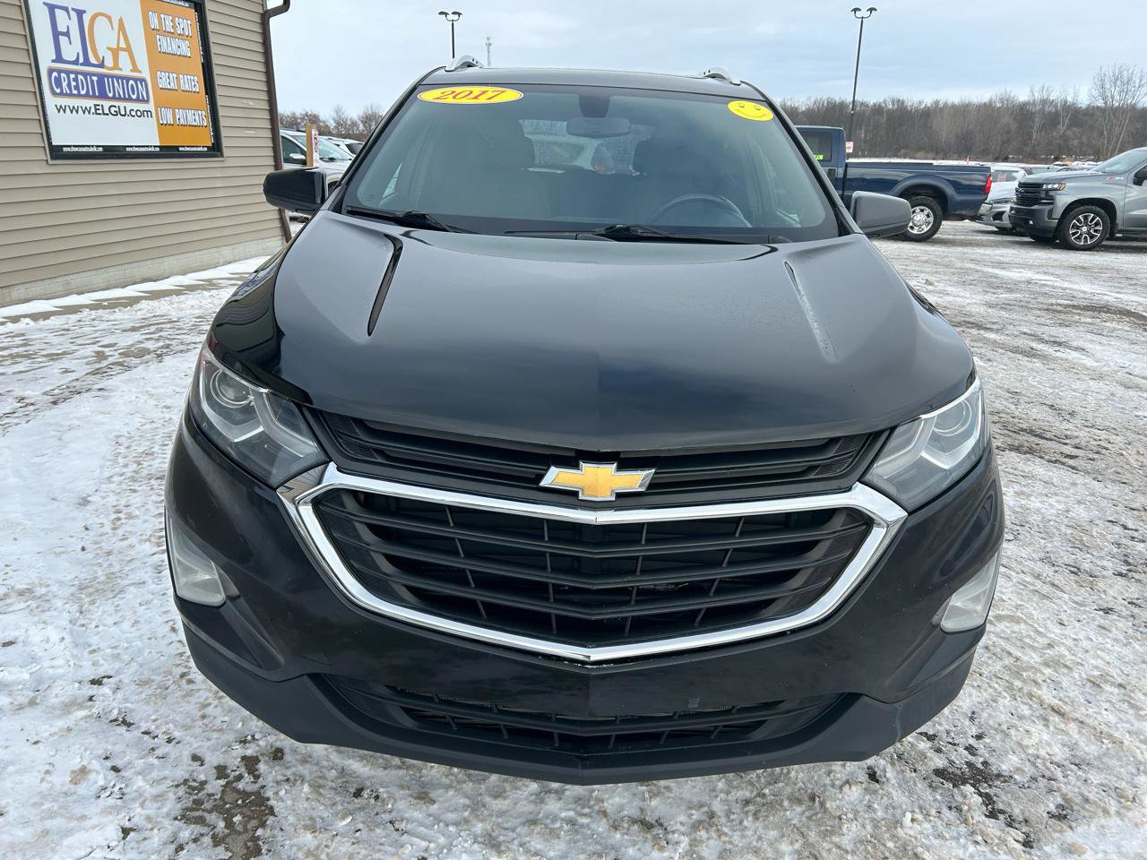 Used 2018 Chevrolet Equinox LT image 2