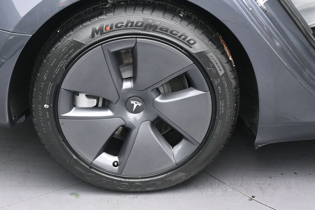 Used 2022 Tesla Model 3 Long Range AWD/4WD image 34