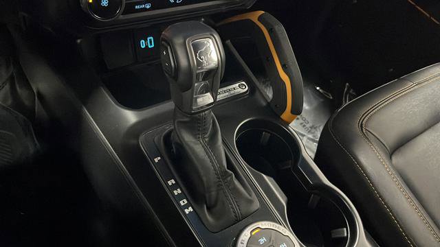 Used 2024 Ford Bronco Badlands w/ Sasquatch Package image 18