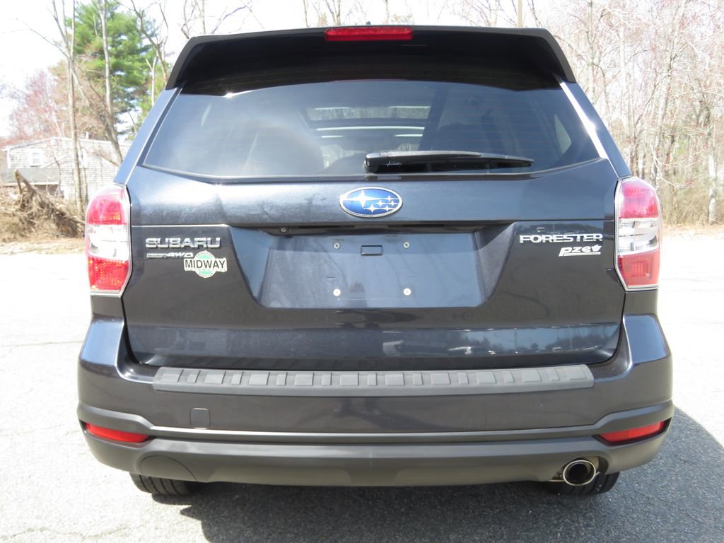 Used 2016 Subaru Forester 2.5i Limited AWD/4WD image 6