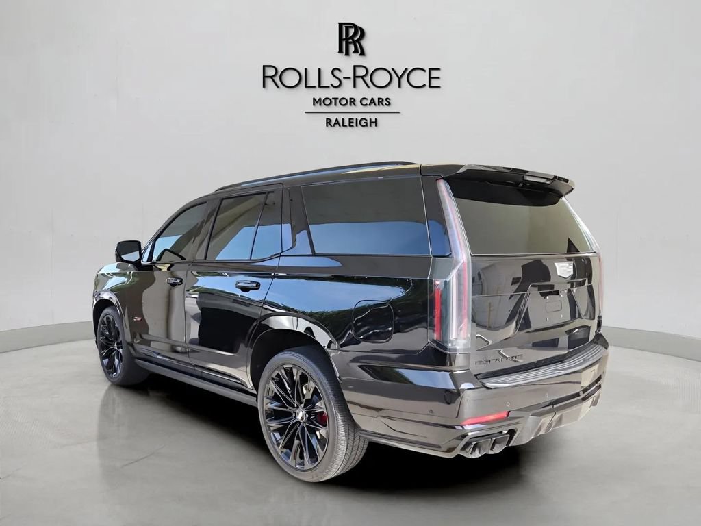 Used 2025 Cadillac Escalade V w/ LPO, ONYX Package AWD/4WD image 5