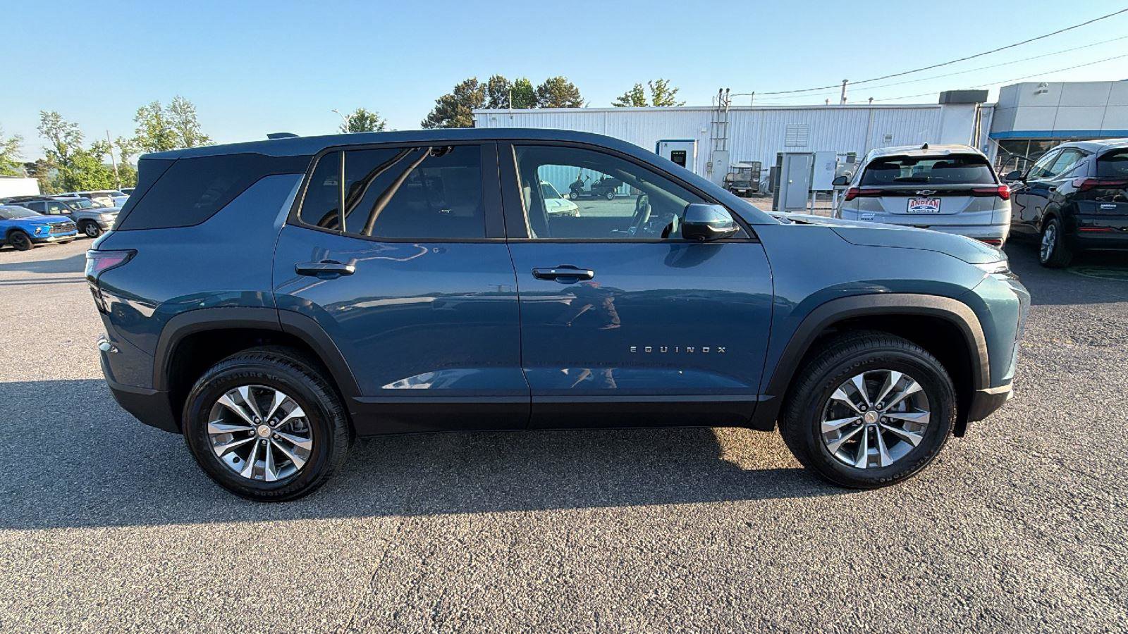 New 2026 Chevrolet Equinox LT FWD image 4