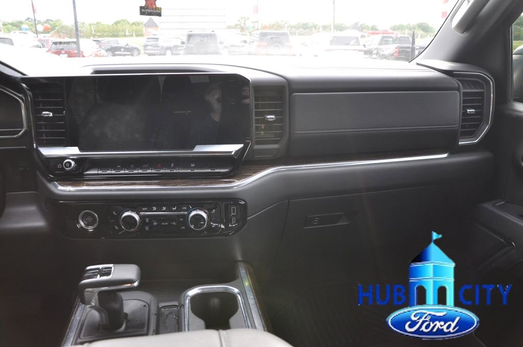 Used 2024 GMC Sierra 1500 Elevation RWD image 20