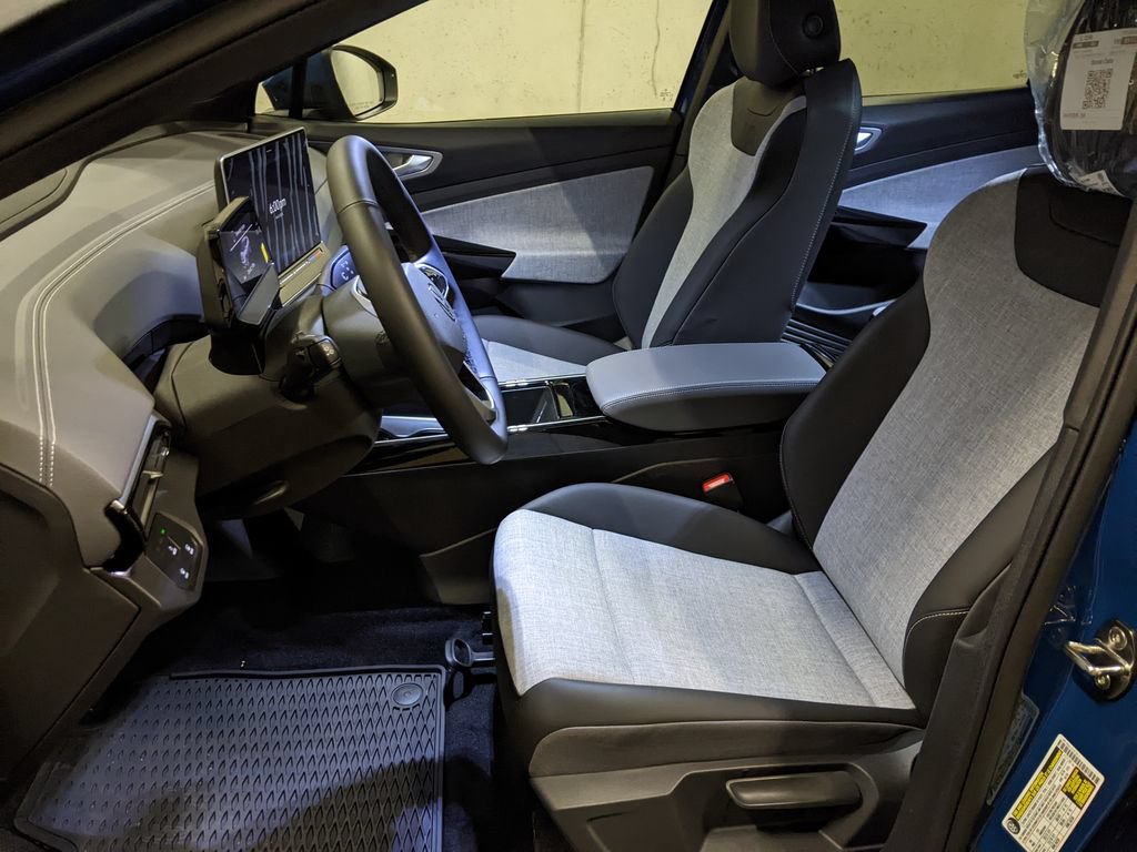 New 2026 Volkswagen ID.4 Pro RWD image 11