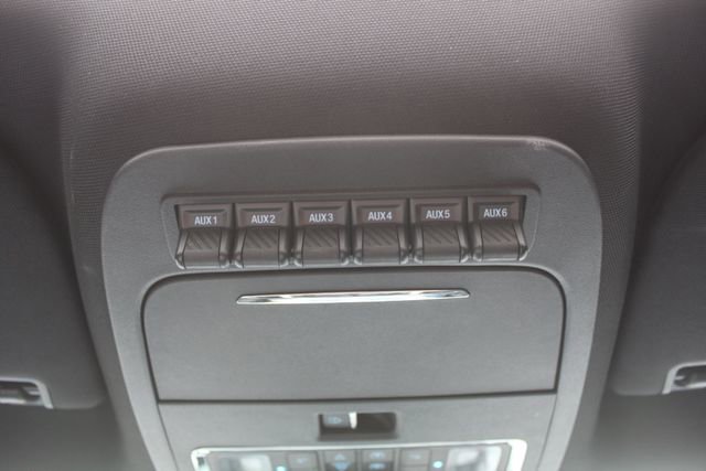 Used 2022 Ford F150 Raptor w/ Equipment Group 801A High AWD/4WD image 34