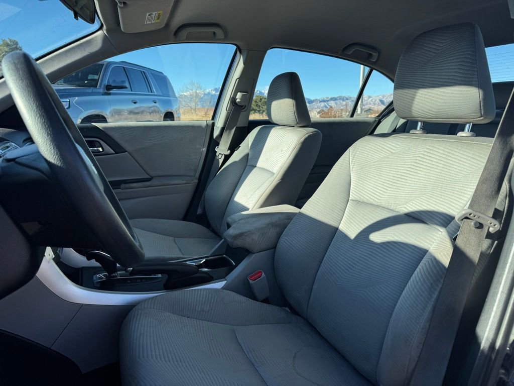 Used 2015 Honda Accord LX image 7