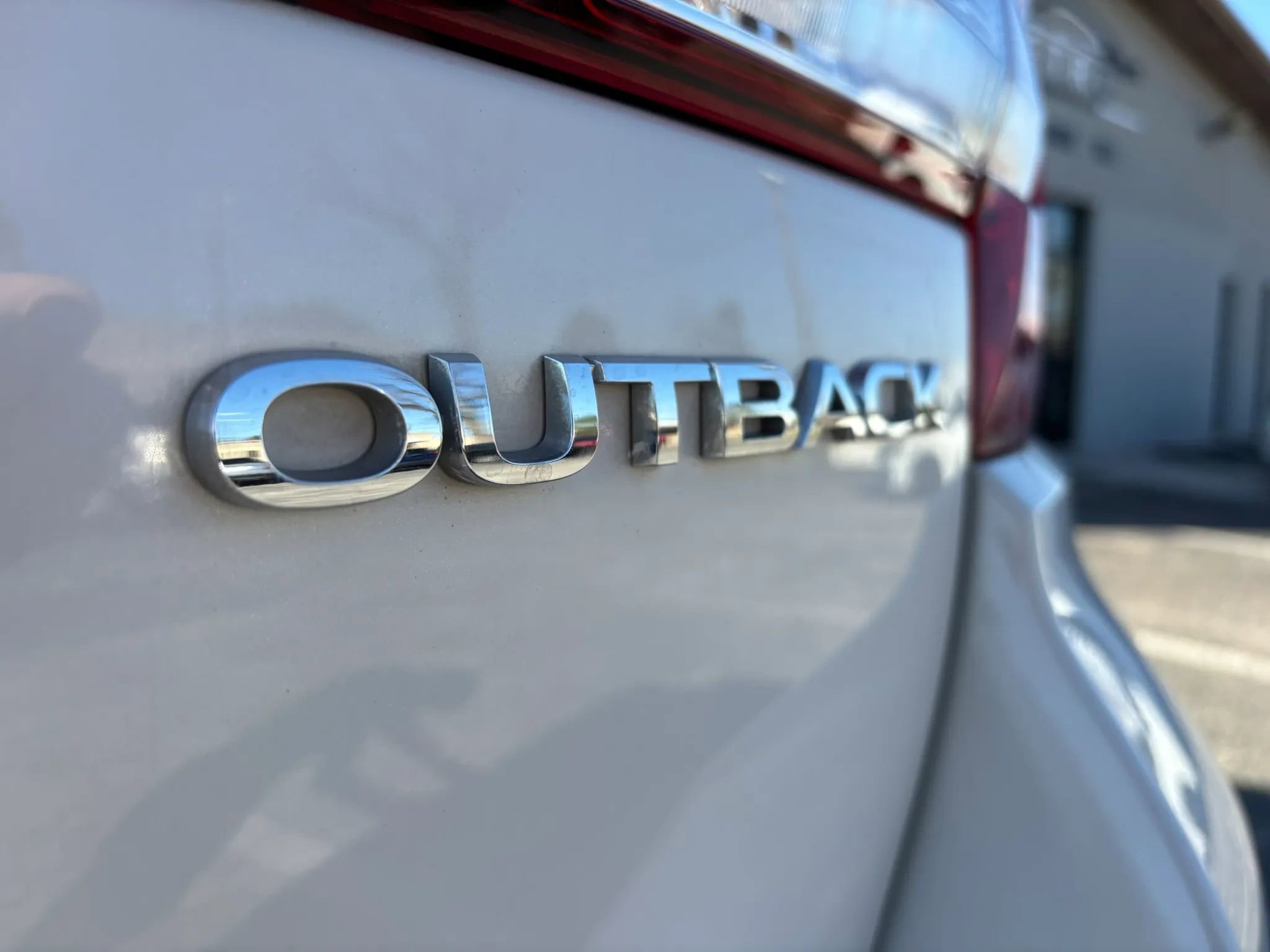 Used 2018 Subaru Outback 2.5i Limited w/ Popular Package #2 AWD/4WD image 13