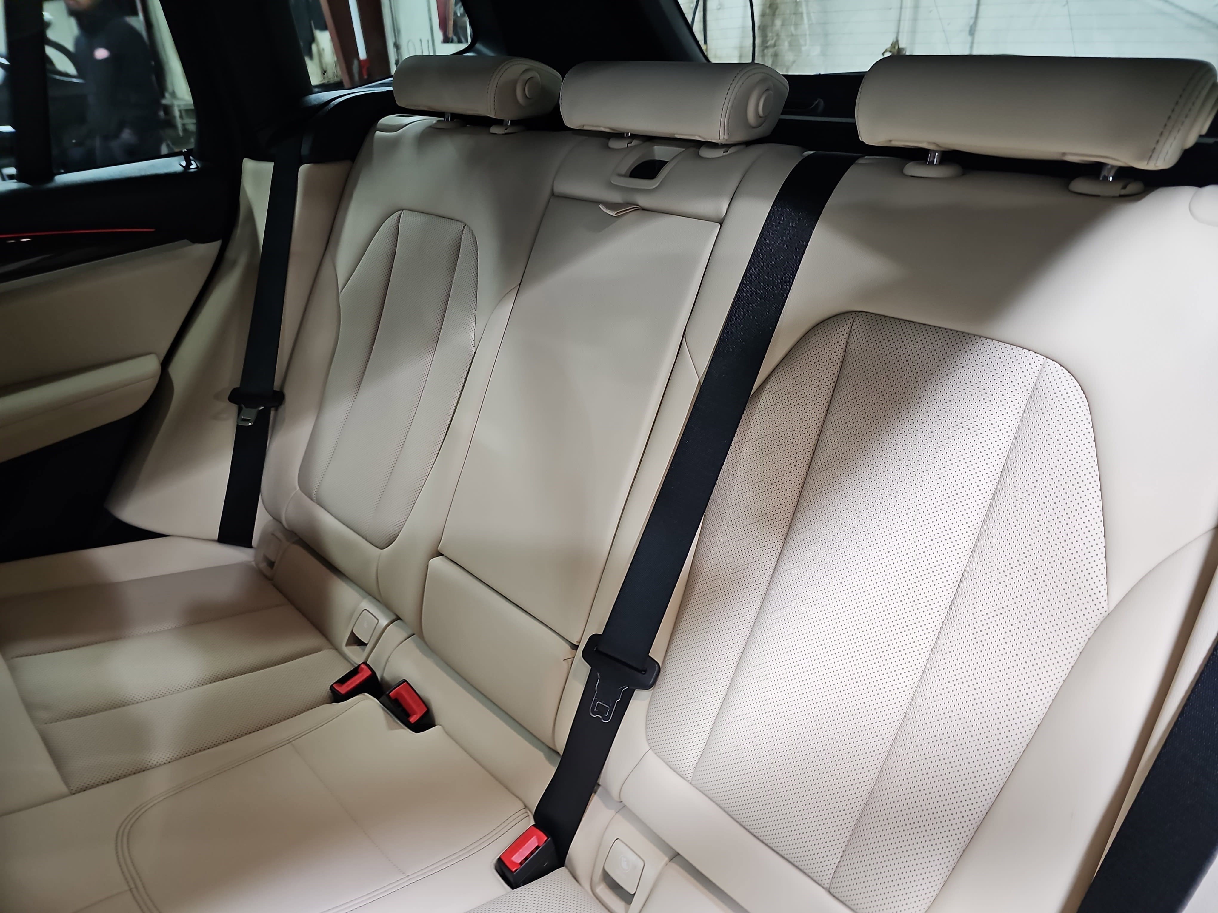 Used 2019 BMW X7 xDrive40i w/ Premium Package image 15