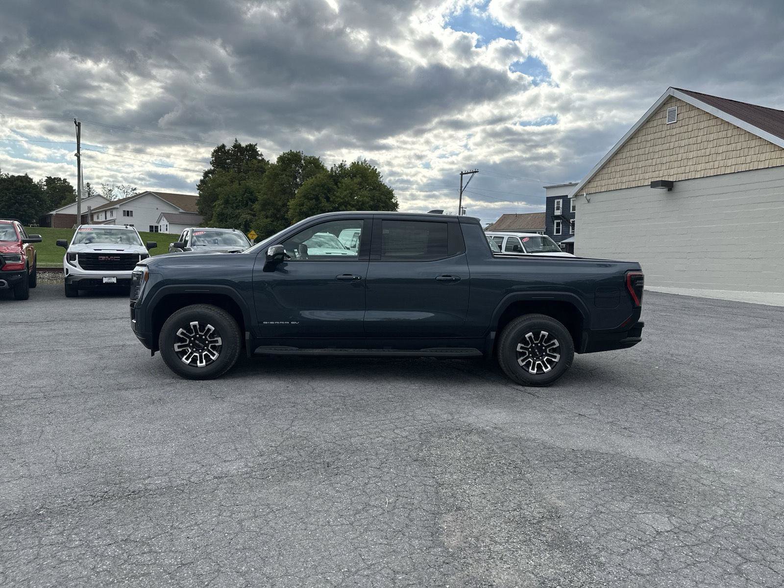 New 2026 GMC Sierra EV Elevation image 8