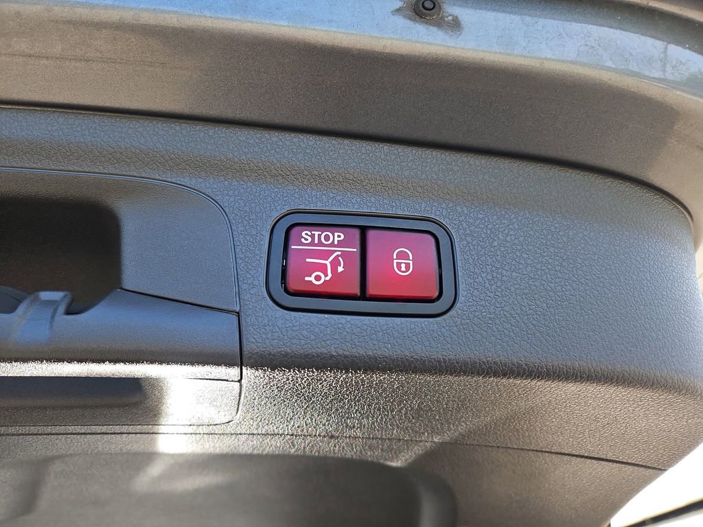 Used 2020 Mercedes-Benz GLE 350 4MATIC image 23