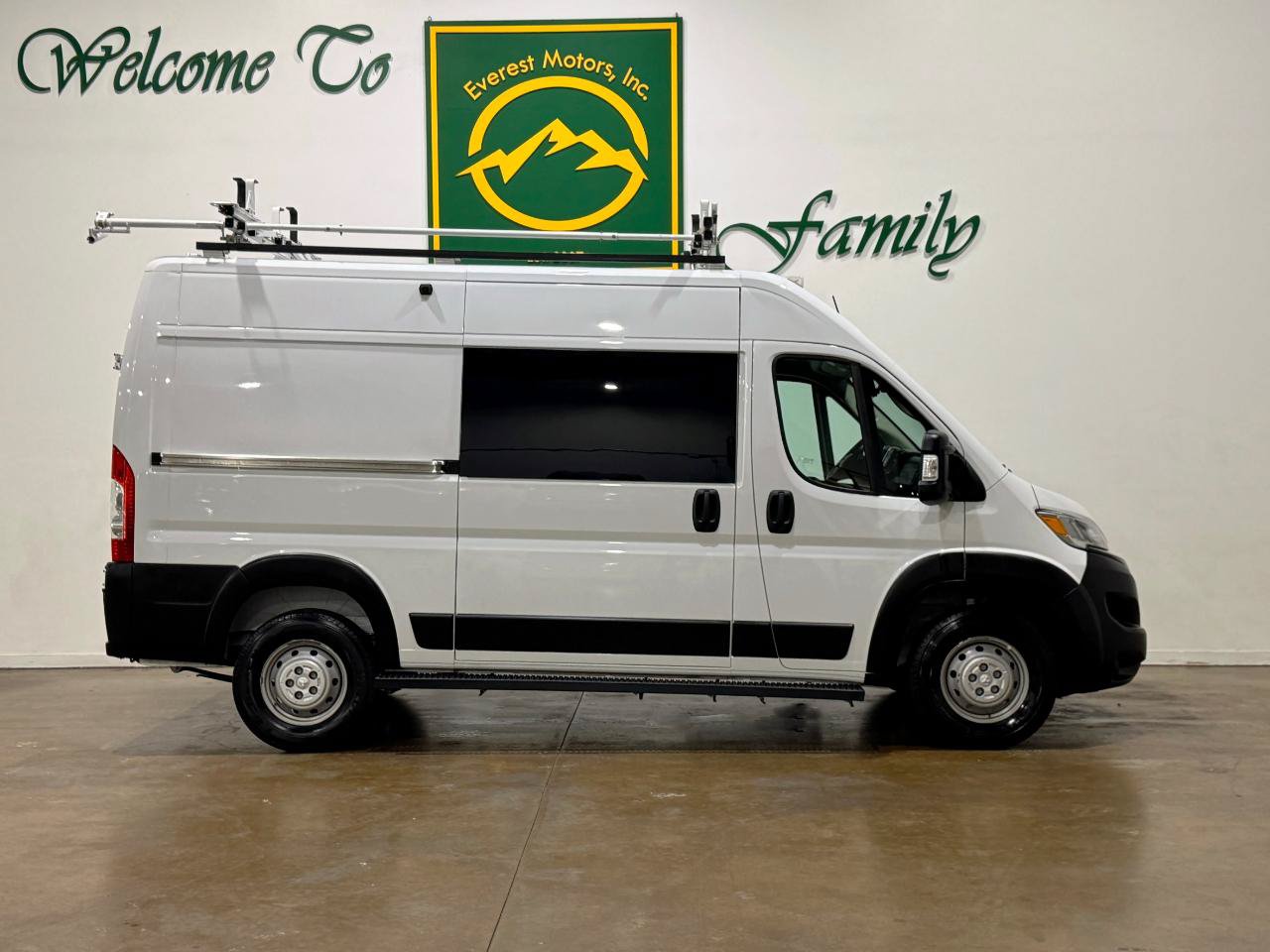 Used 2023 RAM ProMaster 1500 FWD image 9