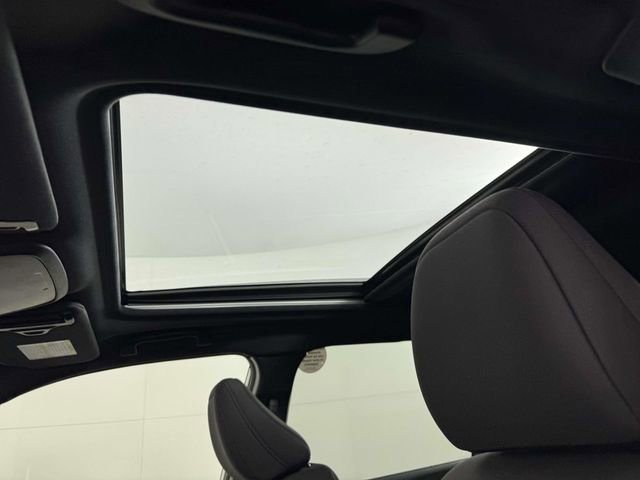 Certified 2025 Subaru Forester Premium image 30