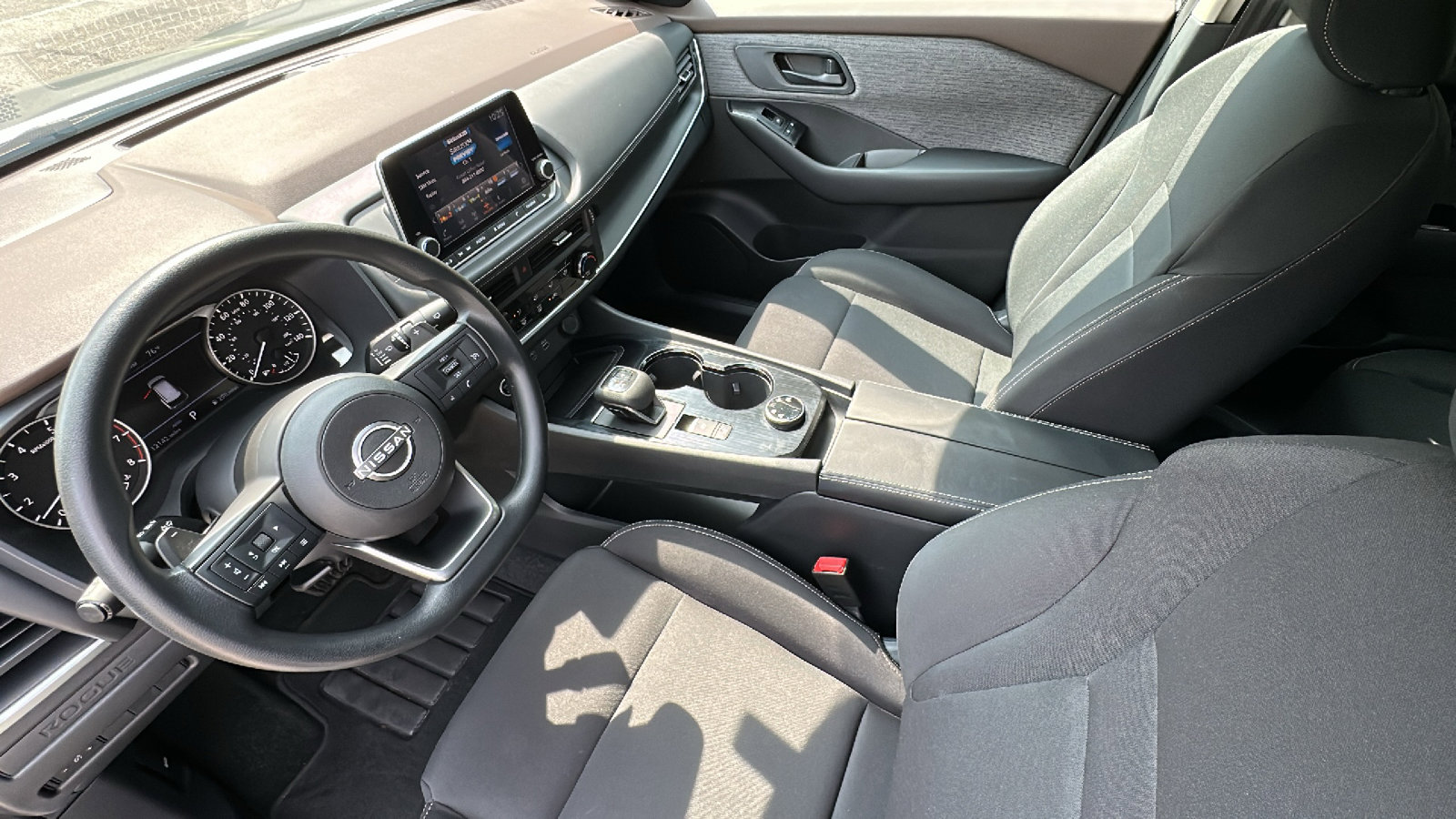 Certified 2023 Nissan Rogue S image 20