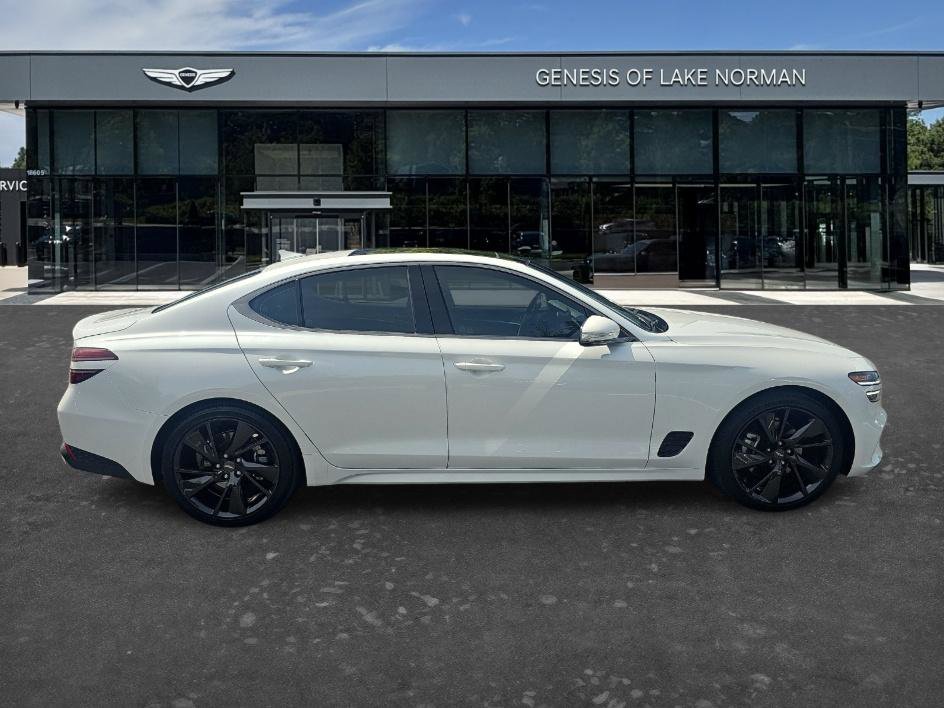 Used 2023 Genesis G70 2.0T w/ Sport Prestige Package image 4