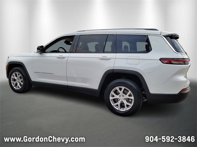 Used 2022 Jeep Grand Cherokee L Limited w/ Luxury Tech Group II image 3