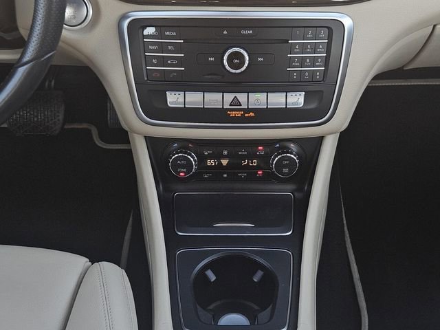 Used 2018 Mercedes-Benz CLA 250 image 19